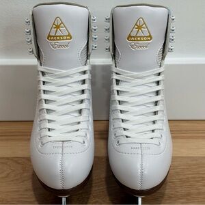 Jackson Ultima Excel JS1290 Ladies Women White Figure Ice Skates Size 4.5 C